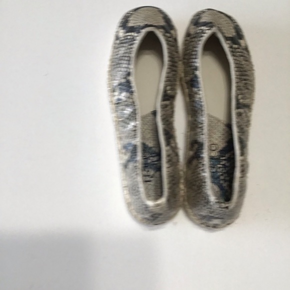 Franco Sarto speed drill flat reptile size 6M animal print flat loafer - Picture 3 of 4